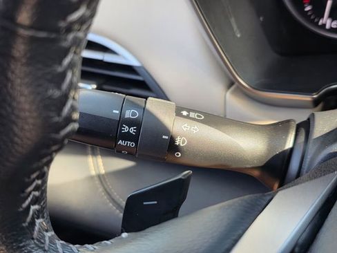 Certified 2022 Subaru Outback Limited XT image 36