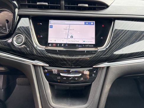 Used 2021 Cadillac XT6 Premium Luxury AWD/4WD image 7