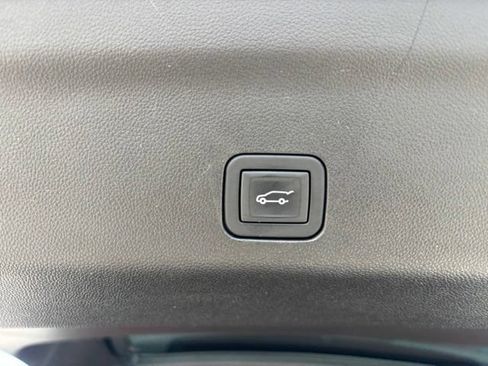 Certified 2023 Chevrolet Tahoe High Country w/ LPO, Illumination Package AWD/4WD image 25