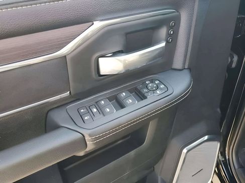 New 2025 RAM 2500 Laramie AWD/4WD image 68