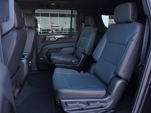 New 2026 GMC Yukon XL AT4 w/ AT4 Premium Package AWD/4WD image 20