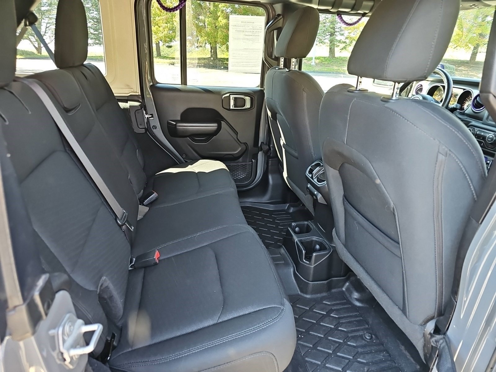 Used 2021 Jeep Wrangler Unlimited Sport AWD/4WD image 15