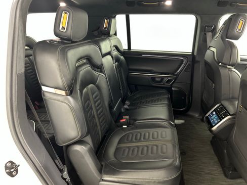 Used 2024 Rivian R1S Adventure AWD/4WD image 23