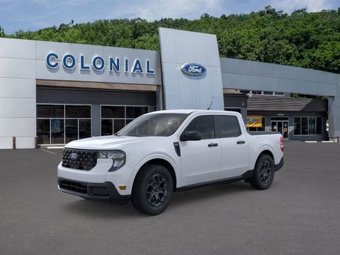 New 2025 Ford Maverick XLT image 1