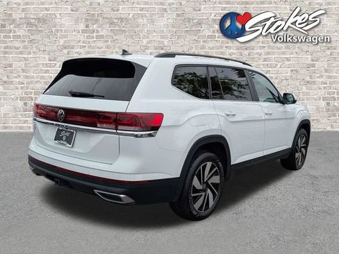 Certified 2025 Volkswagen Atlas SE FWD image 4
