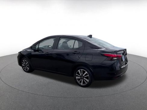 Used 2025 Nissan Versa SV FWD image 10