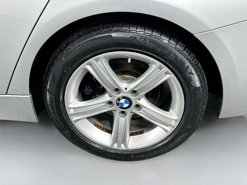Used 2014 BMW 320i Sedan RWD image 30