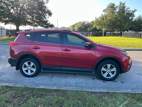 Used 2014 Toyota RAV4 XLE image 6