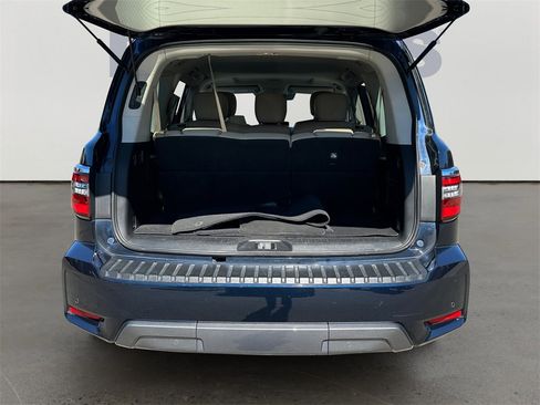 Used 2023 Nissan Armada SL image 14