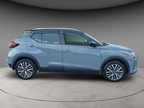 Certified 2023 Nissan Kicks SV FWD image 10