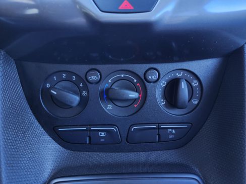 Used 2016 Ford Transit Connect XLT image 7