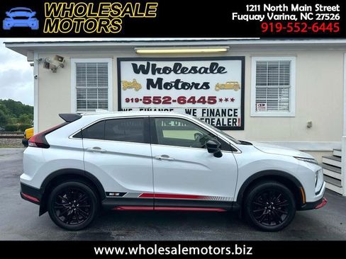 Used 2024 Mitsubishi Eclipse Cross LE image 1