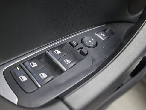 Used 2019 BMW X3 sDrive30i w/ Convenience Package RWD image 16