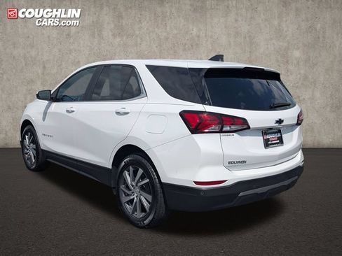 Used 2024 Chevrolet Equinox LT w/ LPO, Floor Liner Package FWD image 5