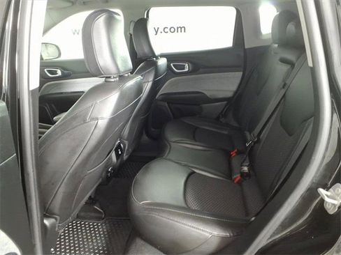 Used 2022 Jeep Compass Latitude w/ Convenience Group image 15