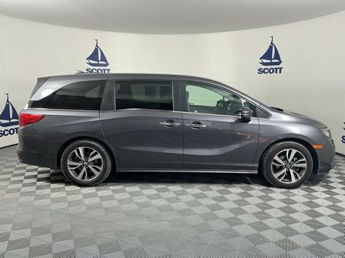 Certified 2023 Honda Odyssey Touring image 6