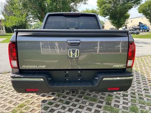 Used 2017 Honda Ridgeline RTL-E image 6