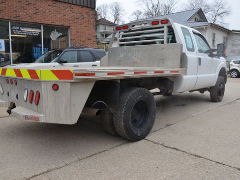 Used 2015 Ford F350 XL w/ Power Equipment Group image 6