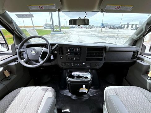 New 2025 Chevrolet Express 3500 w/ Power Convenience Package image 15