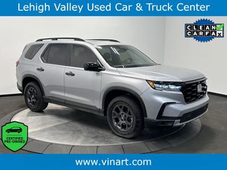 Certified 2025 Honda Pilot TrailSport video 1
