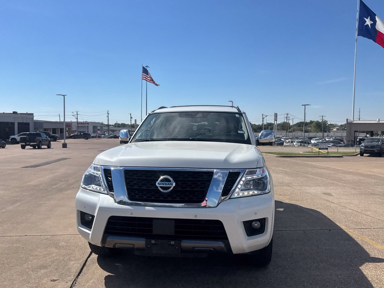 Used 2019 Nissan Armada Platinum w/ Captain's Chairs Package RWD image 7