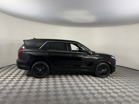 Used 2025 Hyundai Palisade Calligraphy AWD/4WD image 3