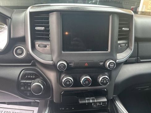 Used 2019 RAM 1500 Big Horn AWD/4WD image 12