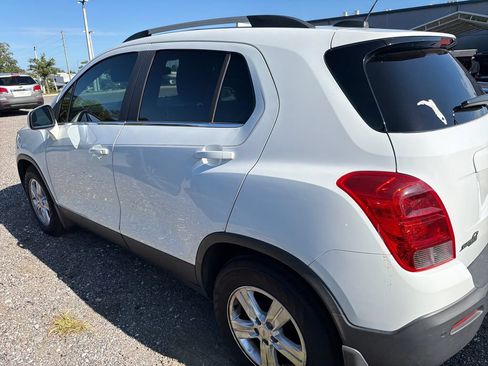 Used 2016 Chevrolet Trax LT w/ LT Convenience Package FWD image 8