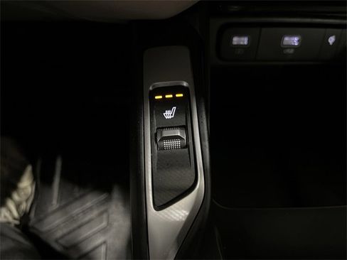 Used 2023 Kia Sorento EX image 32