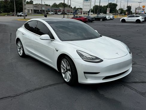 Used 2020 Tesla Model 3 Long Range AWD/4WD image 4
