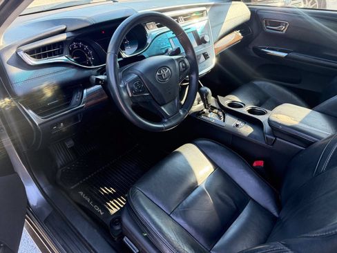 Used 2014 Toyota Avalon XLE FWD image 9