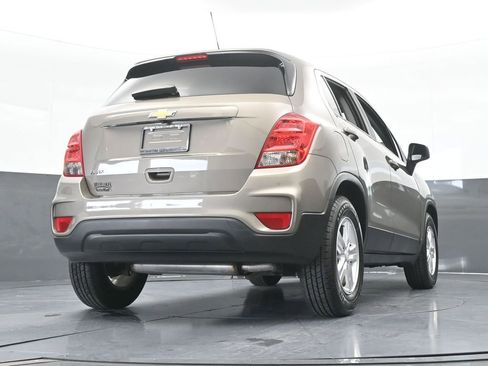 Used 2021 Chevrolet Trax LS w/ Tint and Cruise Package FWD image 57