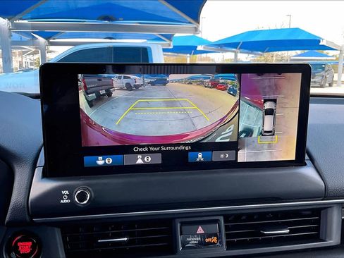 Used 2026 Honda Pilot Touring image 18