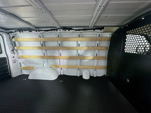 Used 2024 Chevrolet Express 2500 w/ Driver Convenience Package image 14