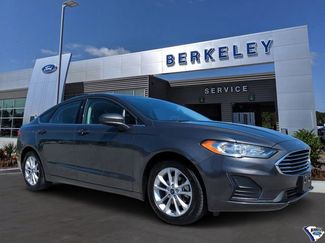 Used 2020 Ford Fusion SE video 1