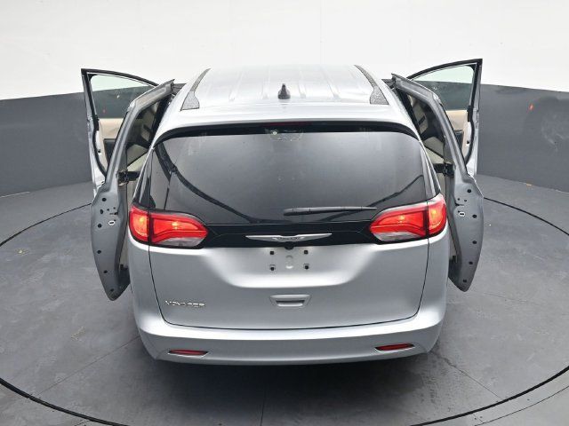 Used 2023 Chrysler Voyager LX FWD image 41