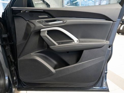 Used 2025 Audi Q5 Premium Plus w/ Premium Plus image 30