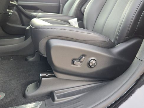 New 2026 Chrysler Pacifica Select image 25