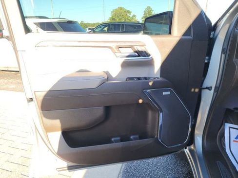 Used 2024 Chevrolet Silverado 1500 LTZ image 20