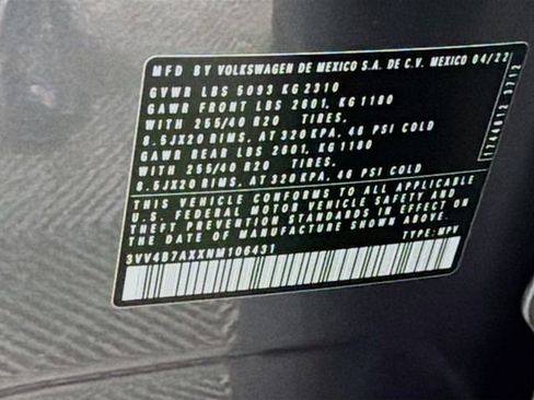 Used 2022 Volkswagen Tiguan SEL R-Line image 33