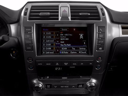 Used 2014 Lexus GX 460 Luxury AWD/4WD image 9