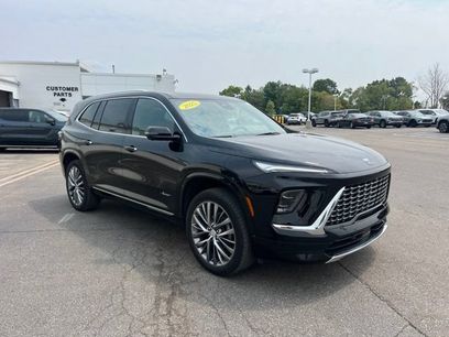 Used 2025 Buick Enclave Avenir w/ LPO, Floor Liner Package