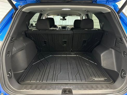Certified 2024 Chevrolet Equinox LT w/ LPO, Floor Liner Package image 24