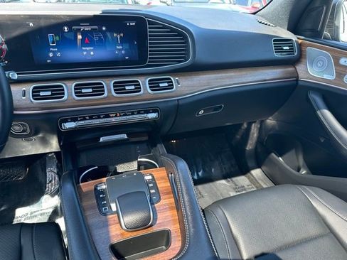 Used 2025 Mercedes-Benz GLE 350 4MATIC image 19