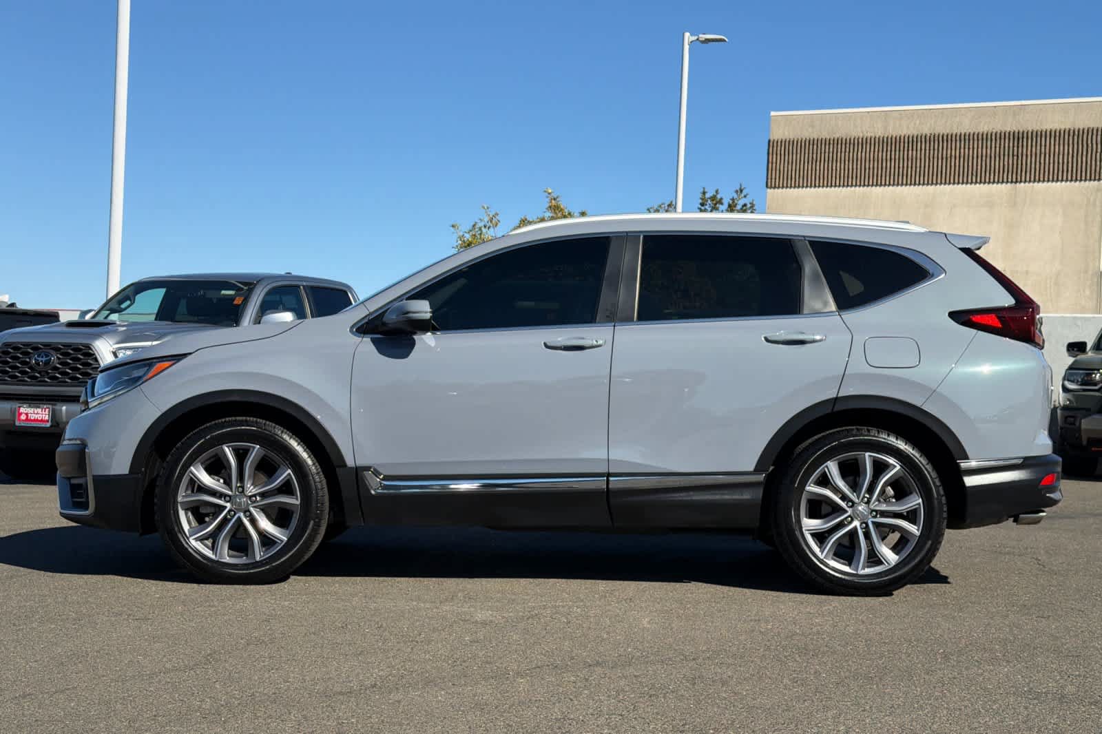 Used 2021 Honda CR-V Touring image 9