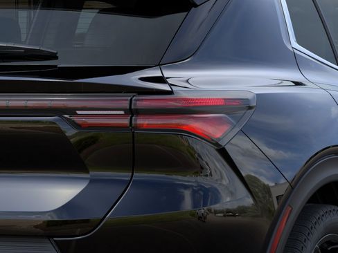 New 2026 Chevrolet Equinox EV LT w/ LPO, Blackout Package FWD image 12