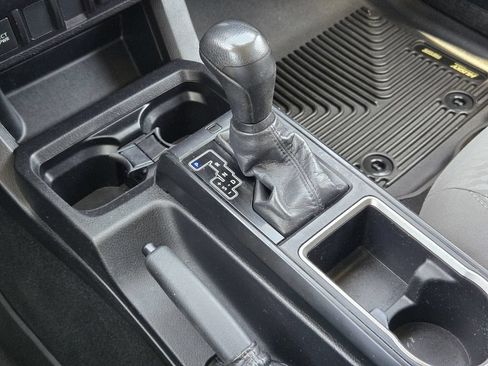 Used 2021 Toyota Tacoma SR RWD image 20