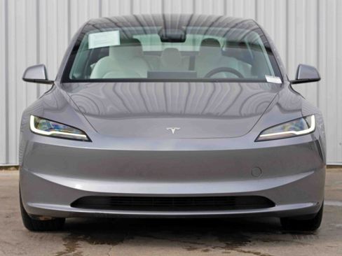 Used 2024 Tesla Model 3 Long Range image 7