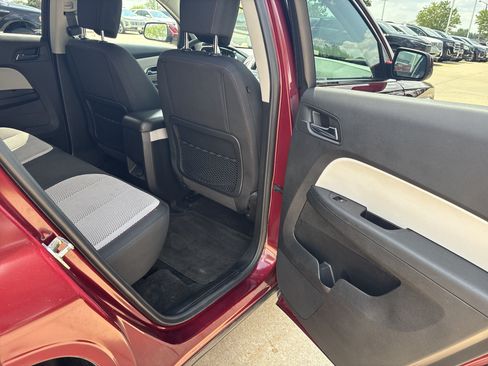 Used 2017 GMC Terrain SLE FWD image 13