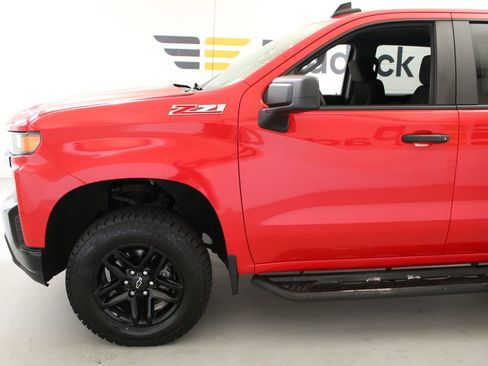 Used 2020 Chevrolet Silverado 1500 Custom Trail Boss w/ Custom Convenience Package AWD/4WD image 5